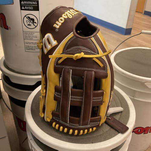 Wilson A2K 12.75" Juan Soto Game Glove - Yellow-Brown