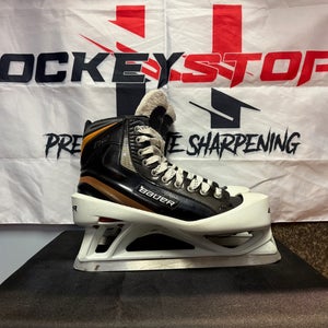 Bauer Pro Hockey Goalie Skates Regular Width Pro Stock 9 (Used)