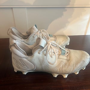 White Men's Adult Size 13.0 (W 14.0) New Balance Cleats (Used)