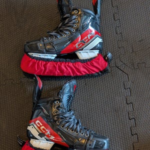 CCM JetSpeed FT6 Pro Hockey Skates Regular Width 9.5 (Used)