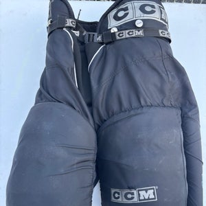 Small Junior CCM 192 Hockey Pants  (Used)