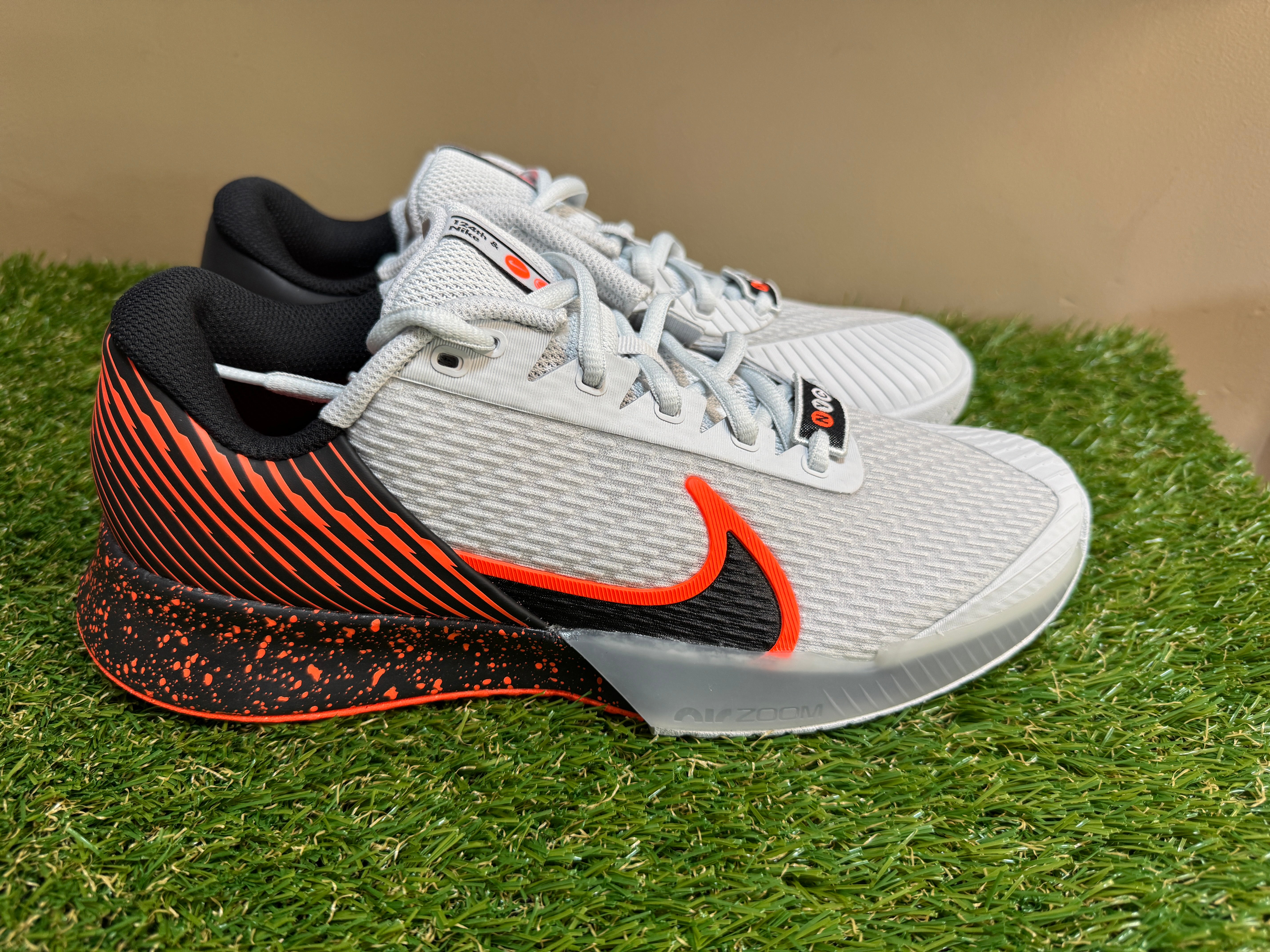 NIKE テニスシューズ】エア ズーム ヴェイパー プロ キリオス着用