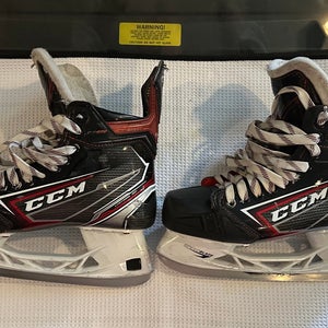 CCM JetSpeed FT490 Hockey Skates Regular Width 6.5 (Used)