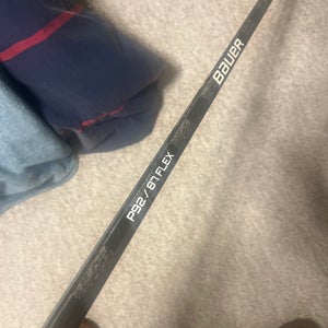 Senior Bauer Vapor Hyperlite Right Handed Hockey Stick P92  (Used)
