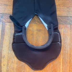 Passau Hockey Goalie Roughneck Neck-guard (Used)