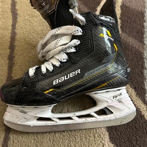 Bauer Supreme M5 Pro Hockey Skates Regular Width (Used)