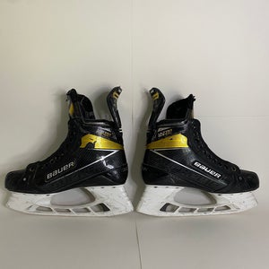 2020 Bauer Supreme UltraSonic Hockey Skates Wide Width  9.5 (Used)