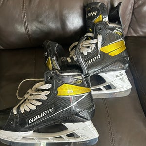 Bauer hockey skates