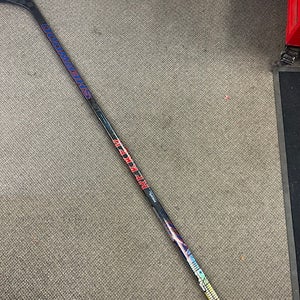 Sher-Wood Rekker Legend Pro Hockey Stick Connor Bedard Limited  SR 68 flex PP92 curve
