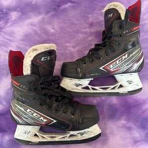 Youth CCM JetSpeed FT2 Hockey Skates Regular Width 13.5 (Used)