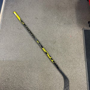 Junior True Catalyst 3X3 Right Handed Hockey Stick T92.5 (New) 40 flex