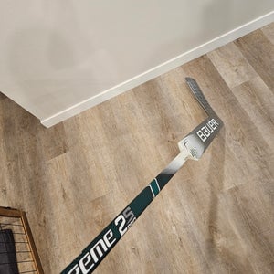 Senior Bauer Supreme 2S Pro Regular Goalie Stick (green) 26" Paddle Pro Stock (Used)