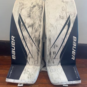 Bauer Hyperlite 2 33” Senior Goalie Pads (Used)