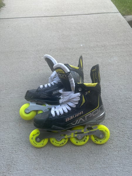 Intermittent Bauer vapor 3x roller blades
