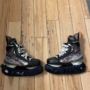 Bauer Vapor Hyperlite Hockey Skates  7.5