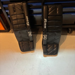 2023 31" Vaughn Rg2 Goalie Leg Pads (Used)