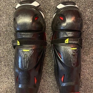 Senior Bauer Vapor Hyperlite 15" Shin Pads (Used)