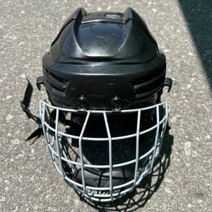Black Youth Bauer Re-Akt Helmet (Used)