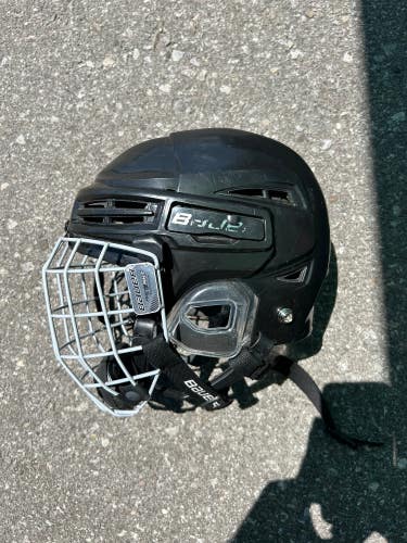 Youth Bauer Re-Akt Helmet
