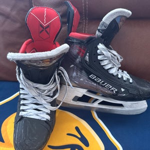 Bauer Vapor X5 Pro Hockey Skates 7 fit 3 (Used)