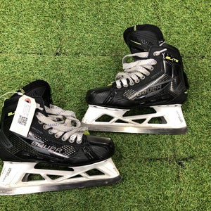 Senior Bauer Elite Hockey Goalie Skates Size 6 (Used)