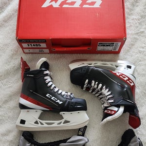 CCM JetSpeed FT485 Intermediate Size 4 Wide Hockey Skates