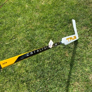 Senior True Catalyst 9X3 Goalie Stick Regular 27" Paddle Pro Stock (Binnington)