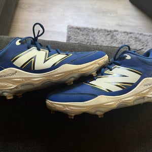 Blue Men's Adult Size M 11.0 (W 12.0) New Balance Metal Cleats (Used)