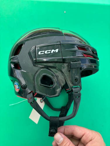 Junior CCM Tacks 70 Jr Helmet | 6 1/8" - 6 3/4"