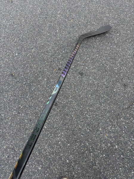 Senior Warrior Covert QR6 pro Hockey Stick RH W03