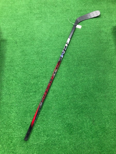 Intermediate CCM Jetspeed FT7 Pro Hockey Stick Right Handed P29 (New)