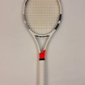 Babolat Pure Strike VS, 4 3/8 Very Good Condition