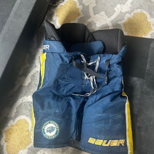 Medium Senior Bauer Custom Pro Hockey Pants Pro Stock (Used)