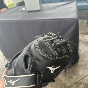 Mizuno Right Hand Throw Softball Glove 32.5" (Used)