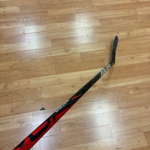 Intermediate Bauer Vapor FlyLite Hockey Stick LH P88