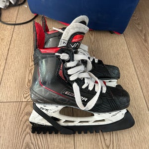 Bauer Vapor X Velocity Hockey Skates Size 4 (Used)