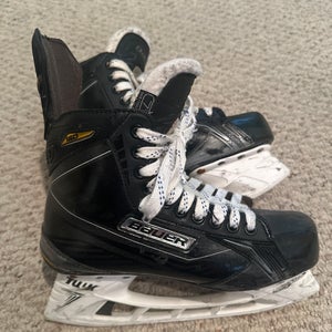Bauer Supreme 180 Hockey Skates Regular Width   7 (Used)