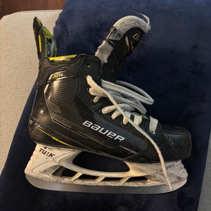 Bauer Supreme M4 Hockey Skates Regular Width 8.5 (Used)