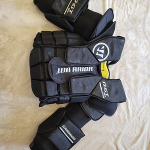 Medium Warrior Ritual GT Goalie Chest Protector (Used)