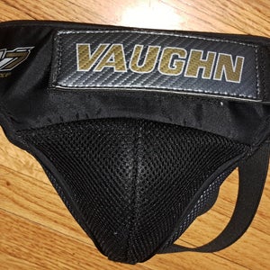 Vaughn Velocity V7 JR XF Hockey Goalie Junior Jock Cup