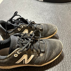 Men's Size M 8.5 (W 9.5) New Balance (Used)