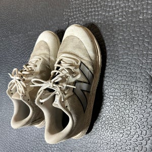 Unisex Youth Size M 8.0 (W 9.0) New Balance Shoes (Used)