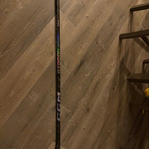BRAND NEW!!! Junior CCM RibCor Trigger 9 Pro Right Handed Hockey Stick P28 Pro Stock (New)
