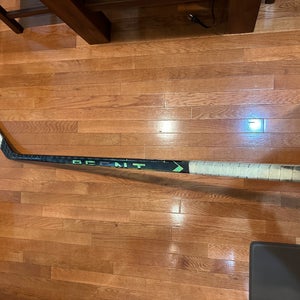 Bauer agent Intermediate hockey stick