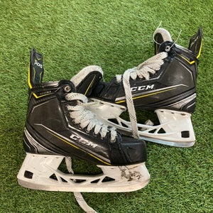 Intermediate CCM Tacks 9090 Hockey Skates Regular Width 6 (Used)