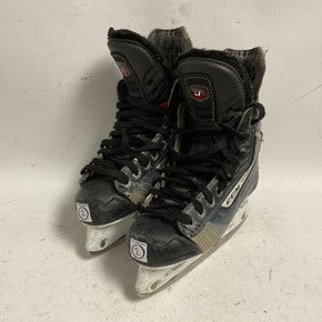 CCM (Used) Intermediate Junior Size 2 Hockey Skates