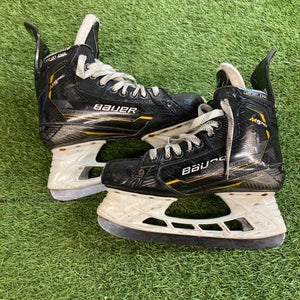 Senior Bauer Supreme M5 Pro Hockey Skates | Size 8.5 Fit 1