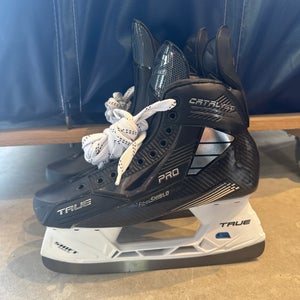 Size 10 NHL Brent Burns True Catalyst Pro Custom Hockey Skates Regular Width Pro Stock (New)