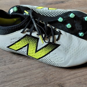 White Men's Size M 12.0 Wide New Balance Tekela Molded Cleats Cleats (Used)