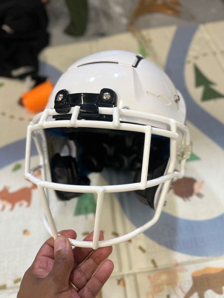 Youth Small Schutt F7 Helmet (New) 2023 | SidelineSwap | Buy and Sell on SidelineSwap Youth Small Schutt F7 Helmet (New) 2023 | SidelineSwap | Buy and Sell on SidelineSwap